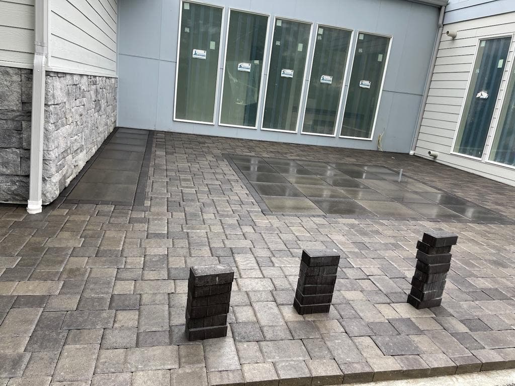 Tiered retaining wall