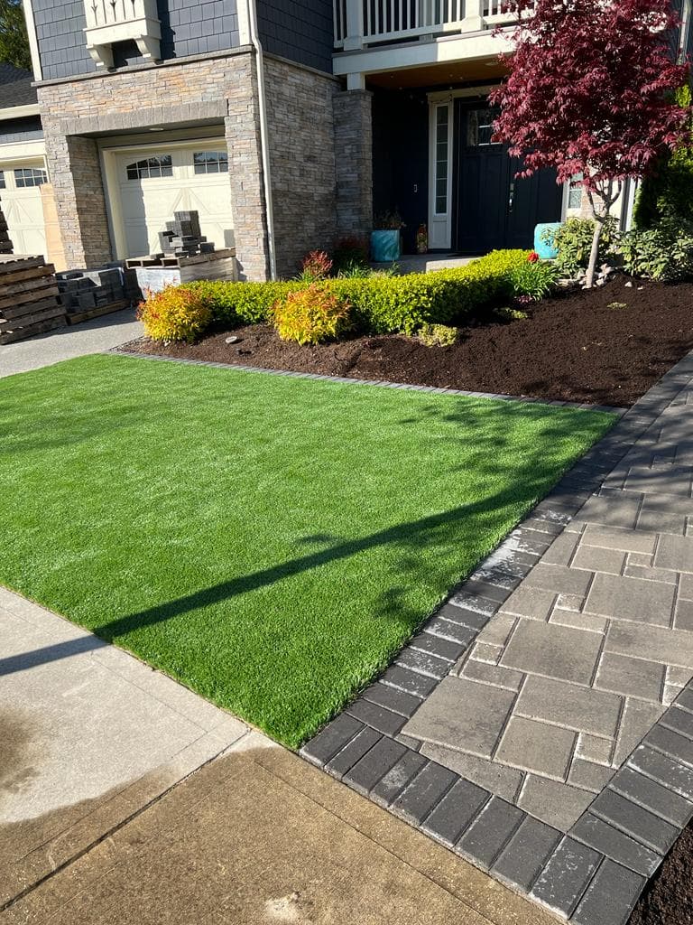 Bluffton Old Town paver courtyard with fire bowl